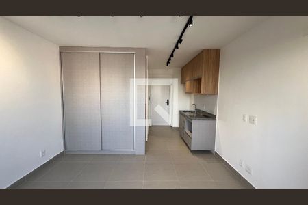 Quarto de kitnet/studio para alugar com 1 quarto, 27m² em Pinheiros, São Paulo