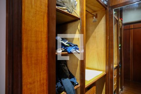 Closet da suíte de apartamento à venda com 3 quartos, 160m² em Serra, Belo Horizonte