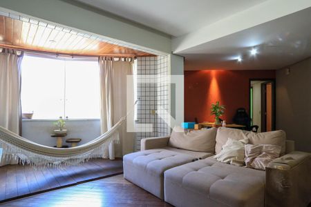 Sala de apartamento à venda com 3 quartos, 160m² em Serra, Belo Horizonte