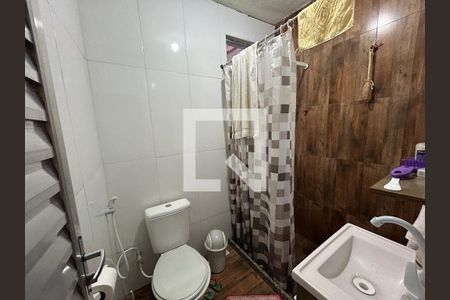 Banheiro de casa de condomínio para alugar com 2 quartos, 70m² em Madureira, Rio de Janeiro