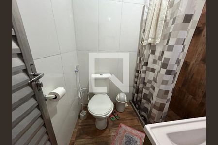 Banheiro de casa de condomínio para alugar com 2 quartos, 70m² em Madureira, Rio de Janeiro