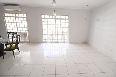 Sala de casa para alugar com 4 quartos, 400m² em Setor Sul, Goiânia