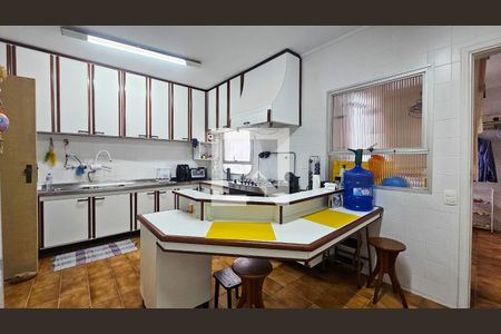 Cozinha de apartamento à venda com 4 quartos, 264m² em Vila Sofia, São Paulo