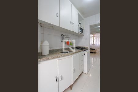 Cozinha de kitnet/studio para alugar com 0 quarto, 30m² em Barra da Tijuca, Rio de Janeiro