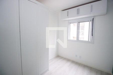 Quarto 1 de apartamento para alugar com 2 quartos, 47m² em Jardim Monte Alegre, Taboão da Serra