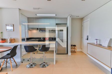 Sala Estar e Jantar de apartamento para alugar com 2 quartos, 66m² em Caxingui, São Paulo