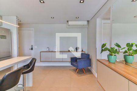 Sala Estar e Jantar de apartamento para alugar com 2 quartos, 66m² em Caxingui, São Paulo