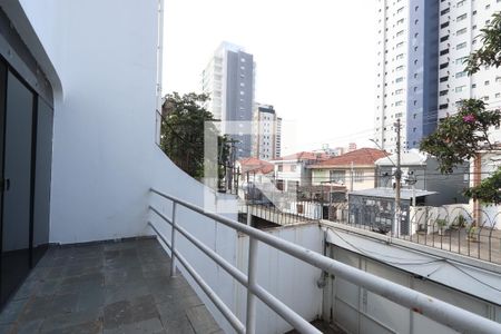 Sacada de casa para alugar com 3 quartos, 193m² em Vila Mariana, São Paulo