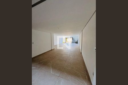 Casa à venda com 3 quartos, 170m² em Morro do Confisco, Contagem