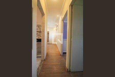 Corredor de apartamento à venda com 2 quartos, 50m² em Taquaral, Campinas