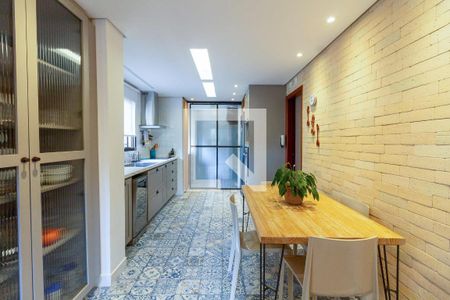 Apartamento à venda com 3 quartos, 128m² em Campo Belo, São Paulo