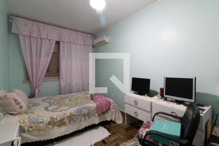 Quarto de apartamento à venda com 2 quartos, 64m² em Rubem Berta, Porto Alegre