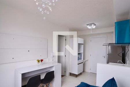 Sala/Cozinha de apartamento para alugar com 1 quarto, 25m² em Vila Cláudia, São Paulo