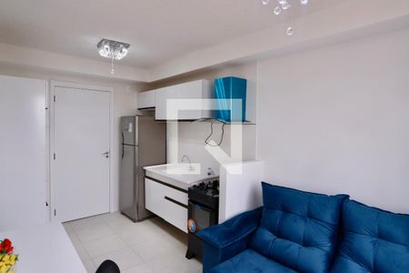 Sala/Cozinha de apartamento para alugar com 1 quarto, 25m² em Vila Cláudia, São Paulo