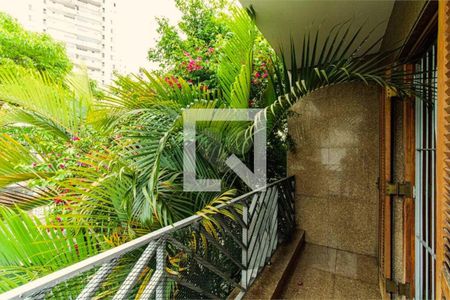 Casa à venda com 3 quartos, 195m² em Bosque da Saúde, São Paulo