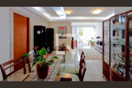 Sala de apartamento à venda com 4 quartos, 140m² em Santa Efigênia, Belo Horizonte