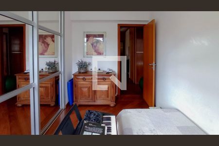 Quarto 2 de apartamento à venda com 4 quartos, 140m² em Santa Efigênia, Belo Horizonte