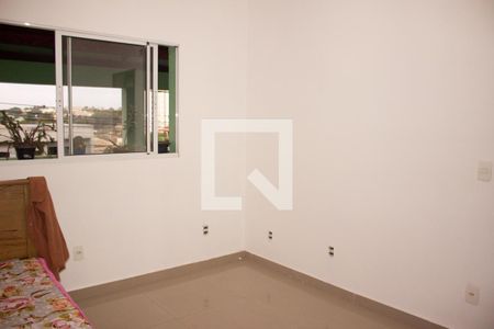 Suíte de casa à venda com 3 quartos, 200m² em Colonial, Contagem