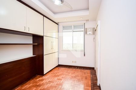 Apartamento à venda com 2 quartos, 70m² em Urca, Rio de Janeiro