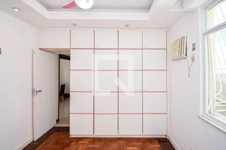 Apartamento à venda com 2 quartos, 70m² em Urca, Rio de Janeiro