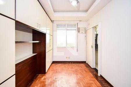 Apartamento à venda com 2 quartos, 70m² em Urca, Rio de Janeiro