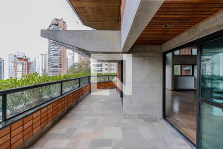 Varanda de apartamento para alugar com 4 quartos, 293m² em Paraíso do Morumbi, São Paulo