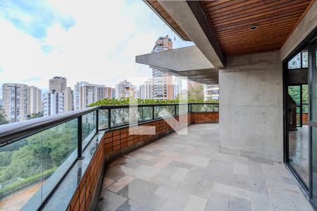 Varanda de apartamento para alugar com 4 quartos, 293m² em Paraíso do Morumbi, São Paulo