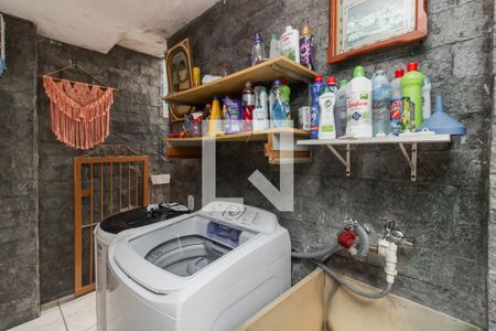 Casa à venda com 200m², 4 quartos e 2 vagas Casa à venda com 200m², 4 quartos e 2 vagasÁrea de Serviço