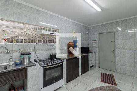 Casa à venda com 200m², 4 quartos e 2 vagas Casa à venda com 200m², 4 quartos e 2 vagasCozinha