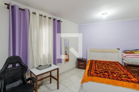 Casa à venda com 200m², 4 quartos e 2 vagas Casa à venda com 200m², 4 quartos e 2 vagasQuarto 2