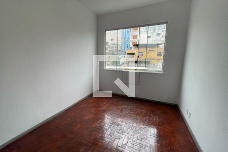 Sala de apartamento para alugar com 1 quarto, 45m² em Jardim Vinte E Cinco de Agosto, Duque de Caxias