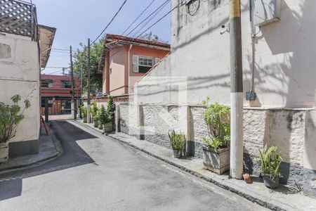 Casa à venda com 3 quartos, 150m² em Pinheiros, São Paulo