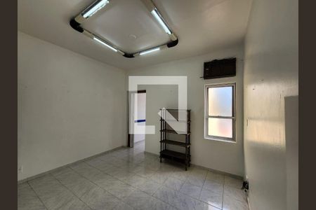 Casa à venda com 3 quartos, 134m² em Vila Romana, São Paulo