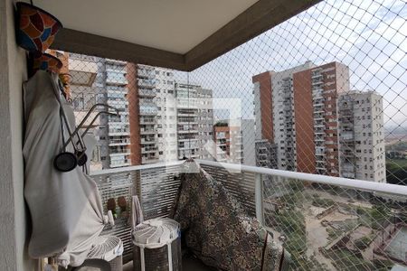 Varanda de apartamento à venda com 1 quarto, 66m² em Jacarepaguá, Rio de Janeiro