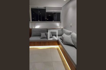 Sala de apartamento à venda com 3 quartos, 120m² em Piratininga, Belo Horizonte