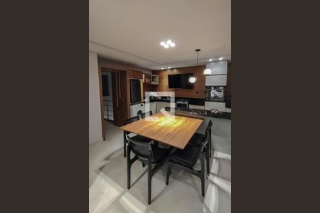 Cozinha de apartamento à venda com 3 quartos, 120m² em Piratininga, Belo Horizonte