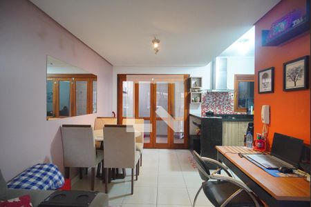 Sala de casa à venda com 2 quartos, 89m² em Rondônia, Novo Hamburgo