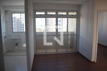 Sala de apartamento para alugar com 3 quartos, 65m² em Jk, Contagem