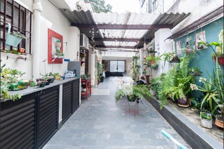 Casa à venda com 3 quartos, 180m² em Ipiranga, São Paulo