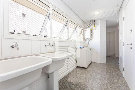 Apartamento à venda com 3 quartos, 200m² em Paraíso, São Paulo