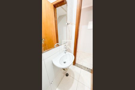 Lavabo de casa à venda com 3 quartos, 90m² em Jardim Ocara, Santo André