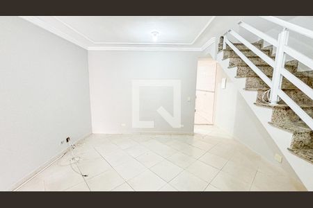 Sala de casa à venda com 3 quartos, 90m² em Jardim Ocara, Santo André