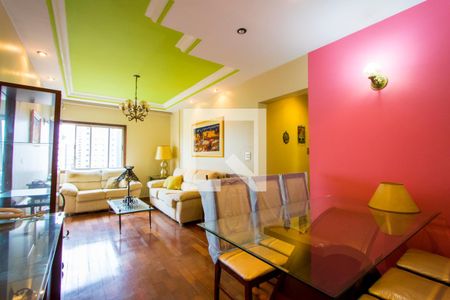Sala de apartamento à venda com 3 quartos, 97m² em Vila Bastos, Santo André
