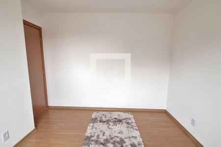 Quarto 2 de apartamento para alugar com 2 quartos, 46m² em Jardim Primavera, Duque de Caxias