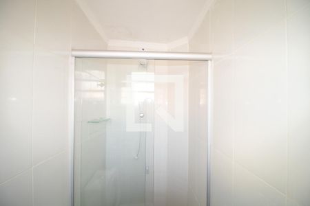 Banheiro de kitnet/studio para alugar com 1 quarto, 31m² em Vila Gustavo, São Paulo