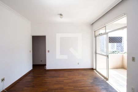 Sala de apartamento à venda com 2 quartos, 75m² em Carmo, Belo Horizonte