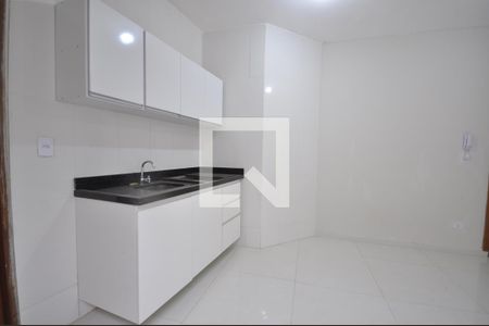 Cozinha de kitnet/studio para alugar com 1 quarto, 31m² em Vila Gustavo, São Paulo