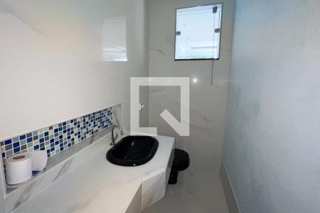 Banheiro de casa para alugar com 2 quartos, 140m² em Pilar, Duque de Caxias