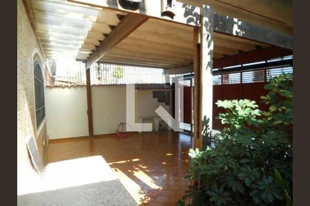 Casa à venda com 3 quartos, 130m² em Parque Jabaquara, São Paulo