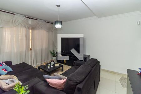 Sala de casa à venda com 3 quartos, 137m² em Vila Ivone, São Paulo